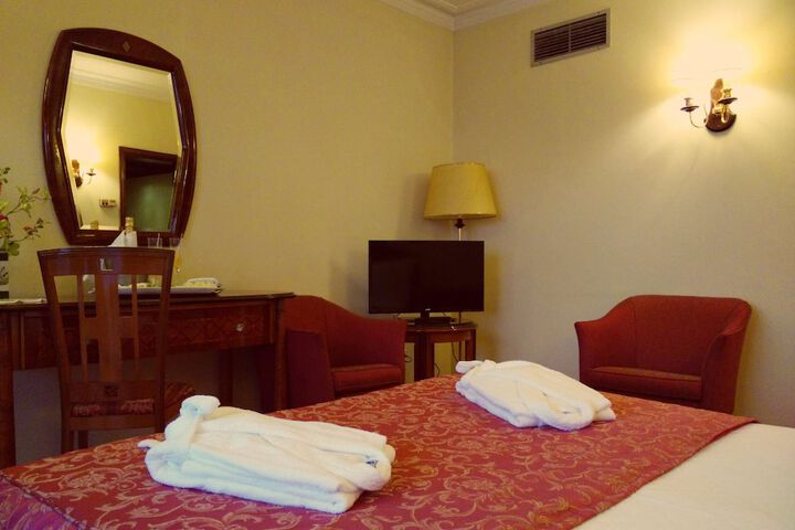 Room 15 of 88