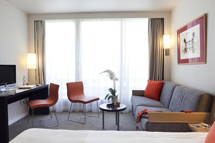 Room 19 of 188
