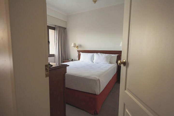 Room 16 of 49