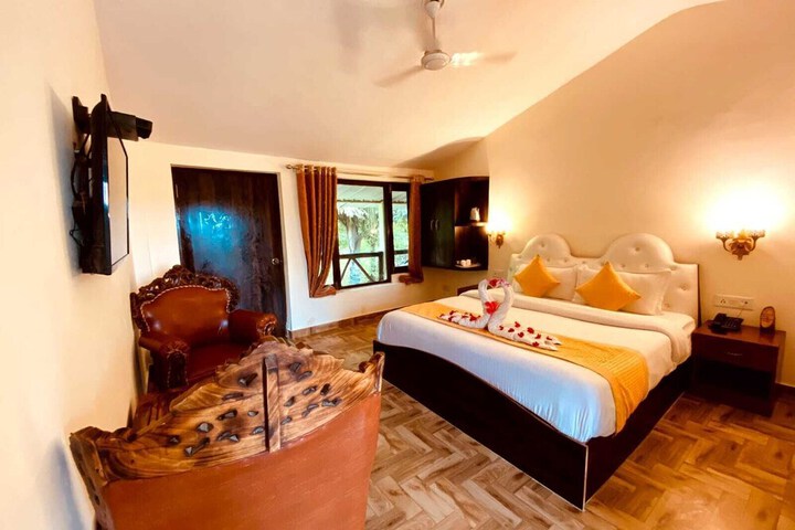 Room 12 of 52