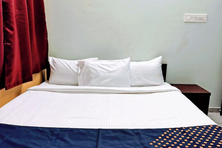 Room 22 of 63
