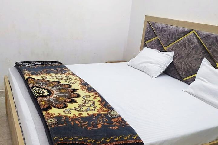 Hotel Meera residency Mathura