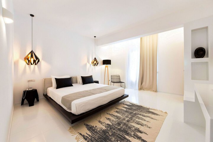 Room 56 of 340