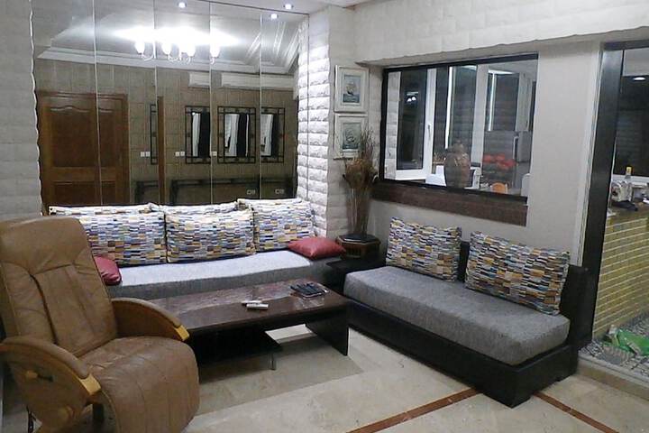 Room 12 of 20