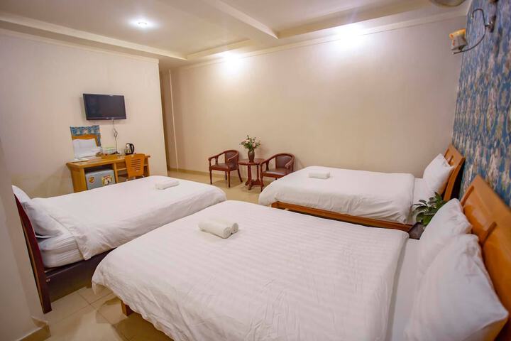 Room 14 of 15