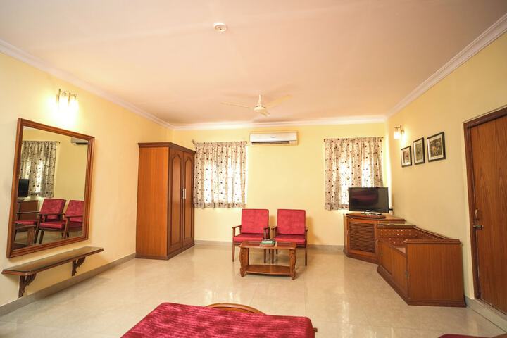 Room 12 of 135