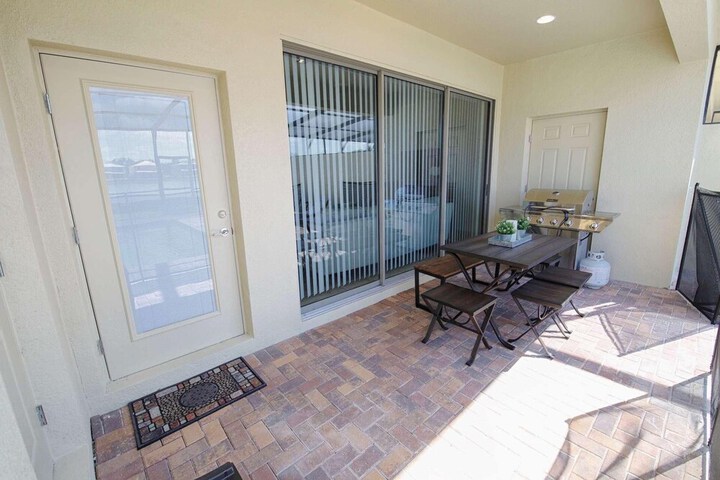 Terrace/Patio 27 of 50