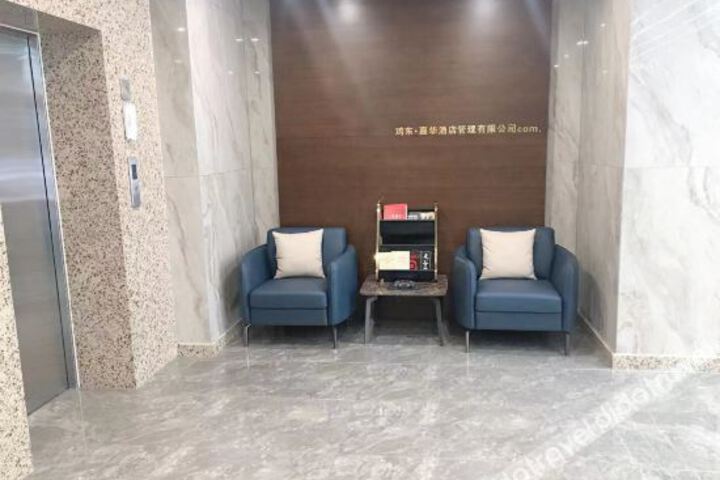 Hotel Interior 4 of 10