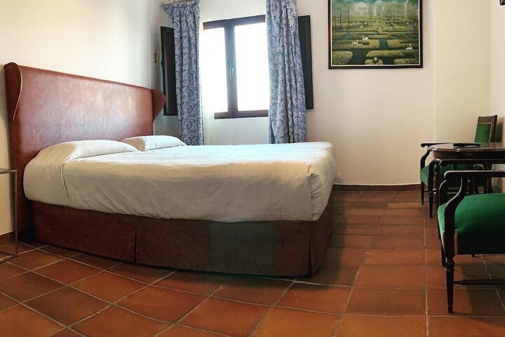 Room 19 of 74