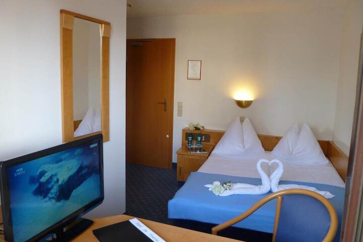 Room 15 of 45