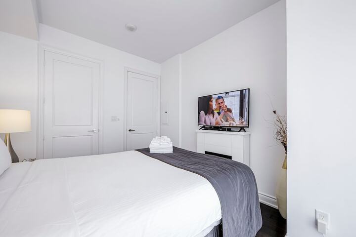 Room 14 of 104