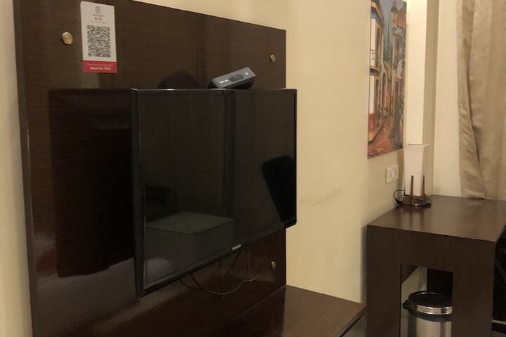 Room 14 of 42