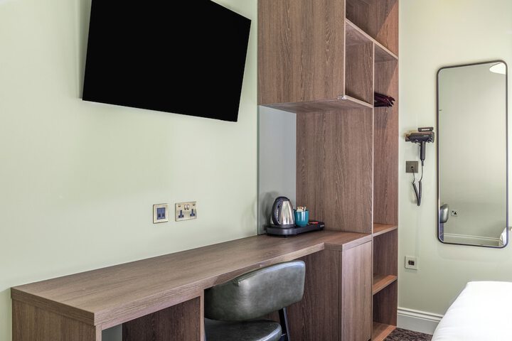 Room 12 of 57
