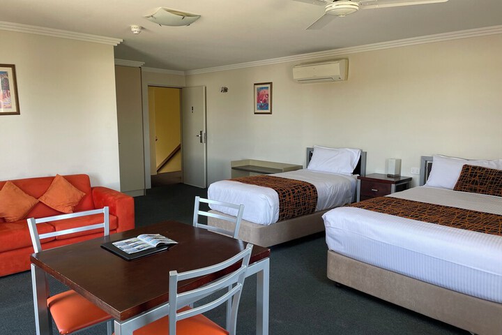 Room 16 of 49