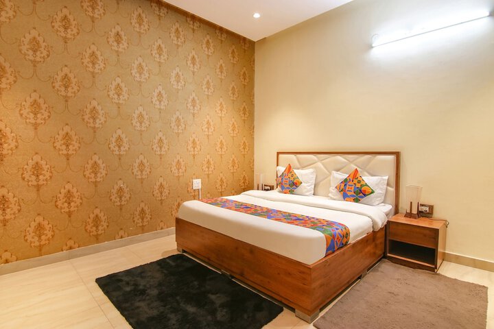 Room 19 of 38