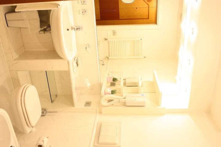 Clean Restrooms