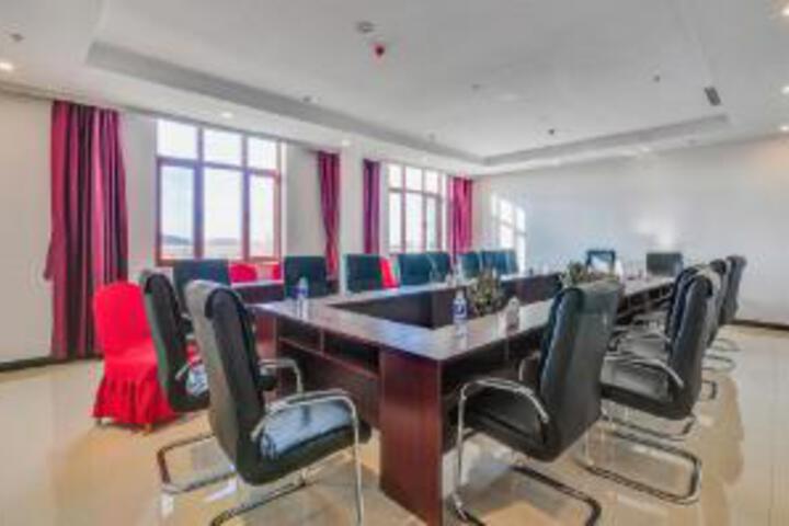 Room 9 of 23