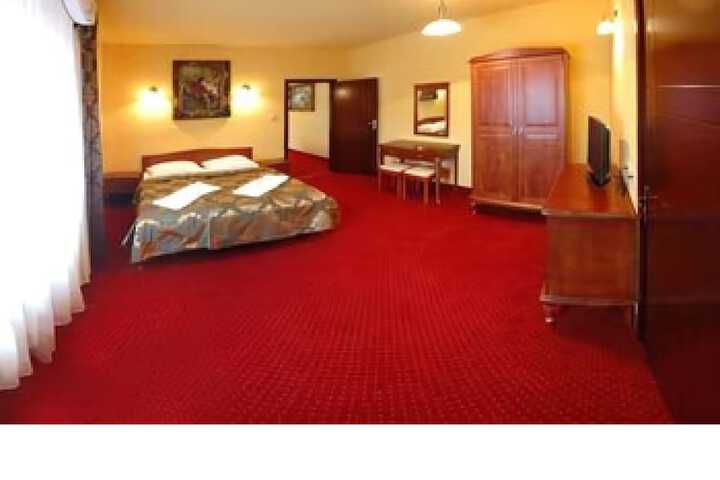 Room 14 of 43
