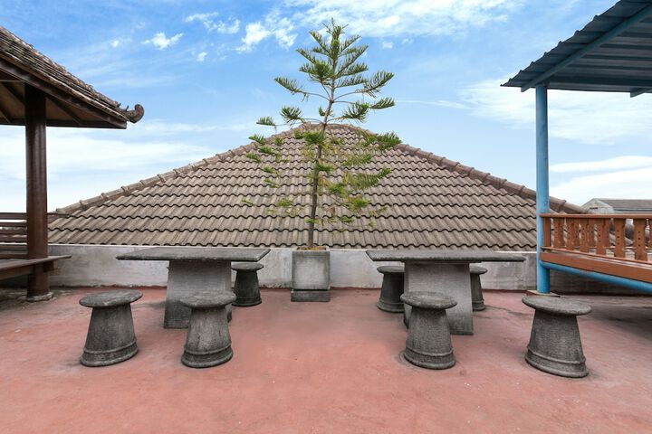 Terrace/Patio 29 of 30