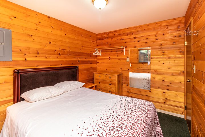 Room 27 of 177