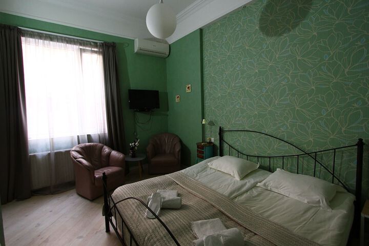 Room 29 of 96