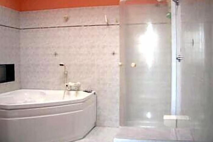 Bathroom Interior Photo