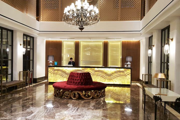Guest Lobby