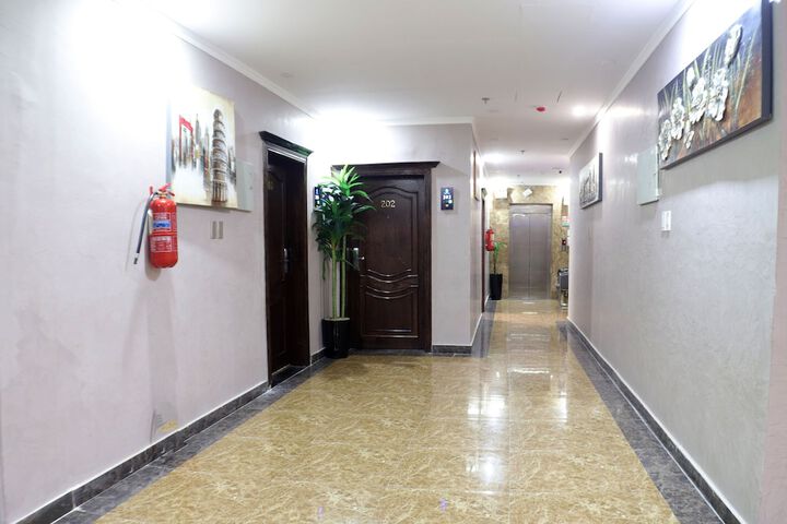 Hotel 5 of 66