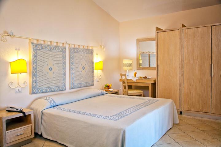 Room 20 of 48