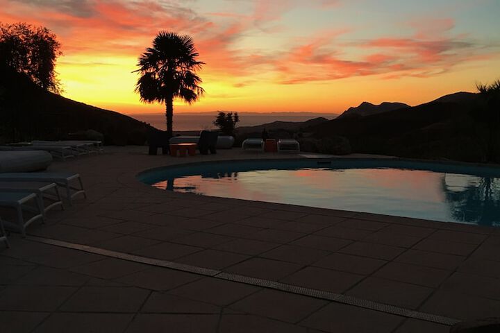 Pool Hotel