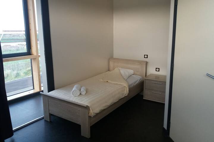 Room 5 of 44