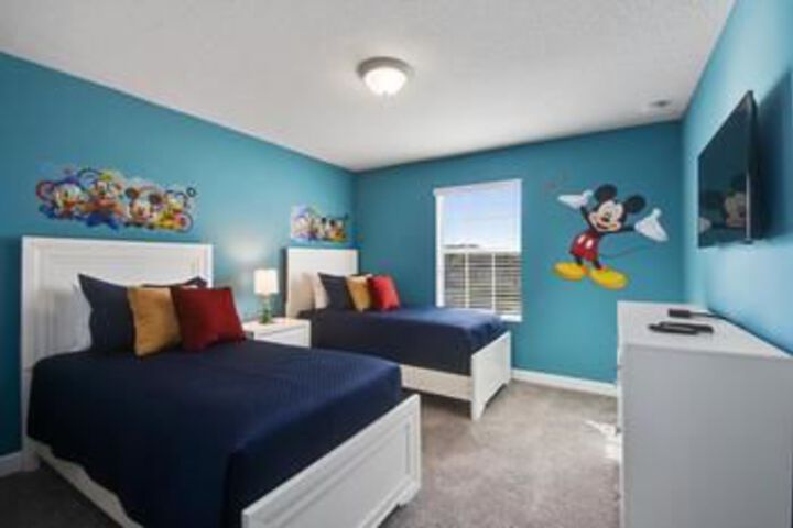 Room 52 of 81