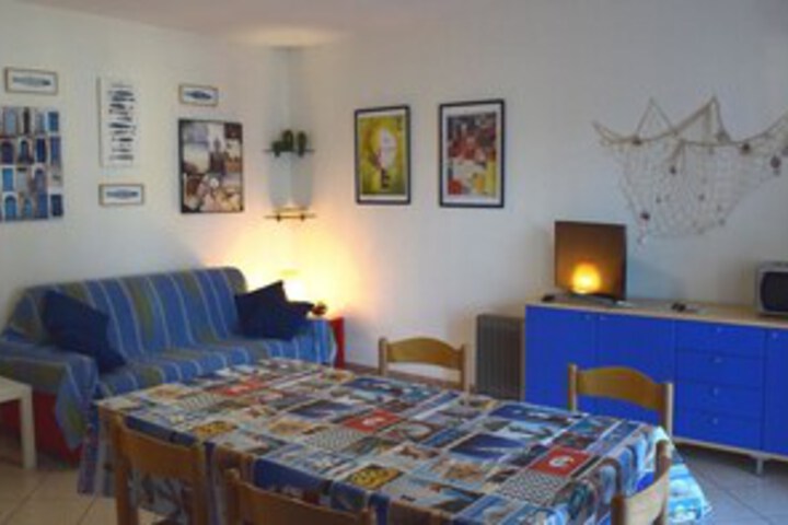 Room 9 of 53