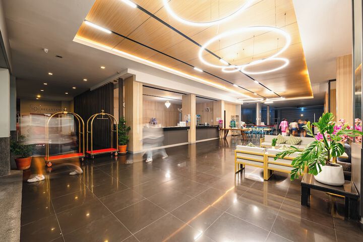 Guest Lobby