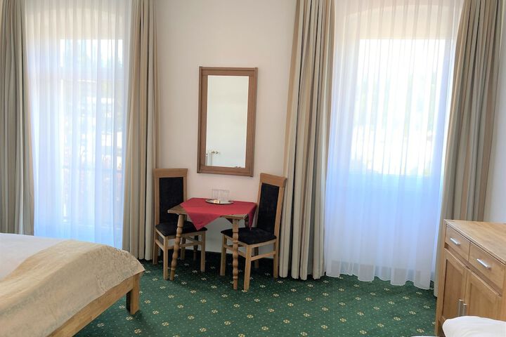 Room 17 of 45