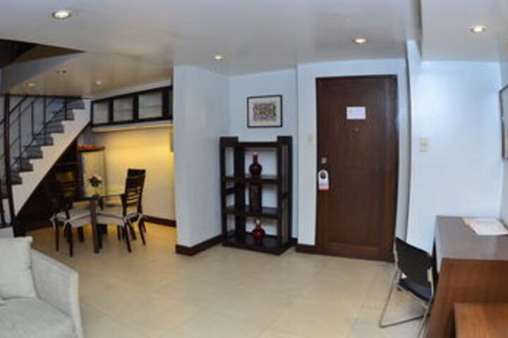 Room 65 of 73