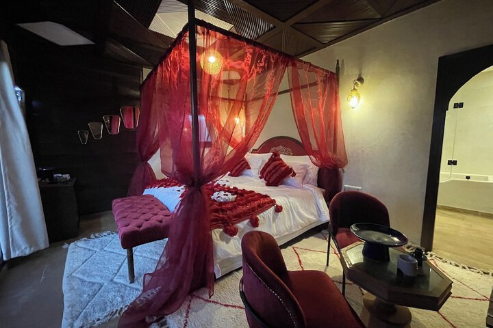 Room 28 of 69
