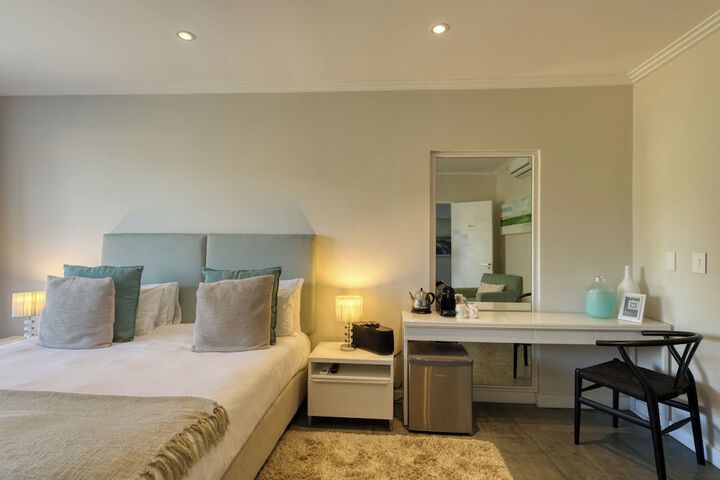 Room 44 of 146