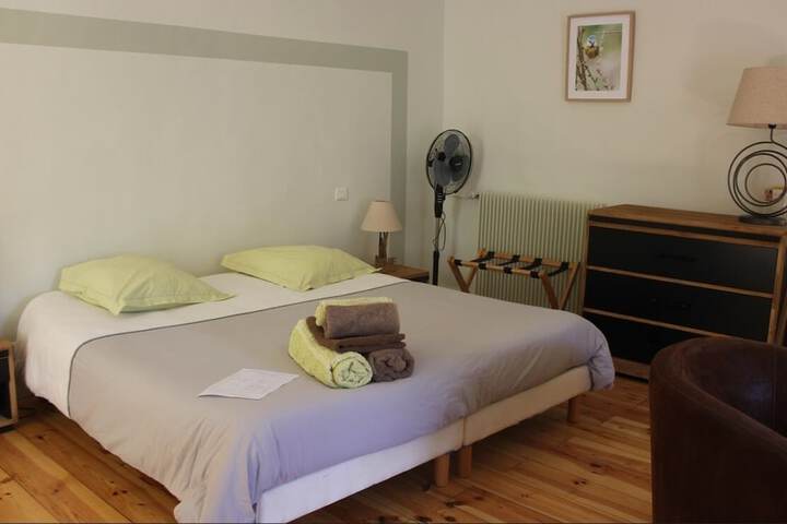Room 7 of 39
