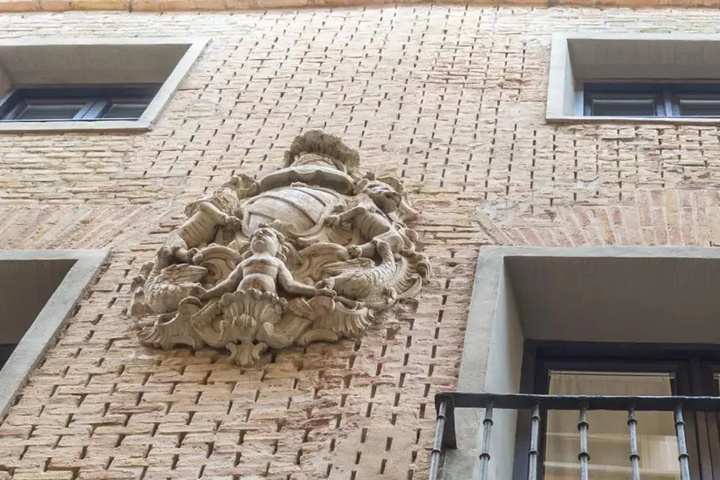 Palacio Descalzos Atico 3b Parking incluido
