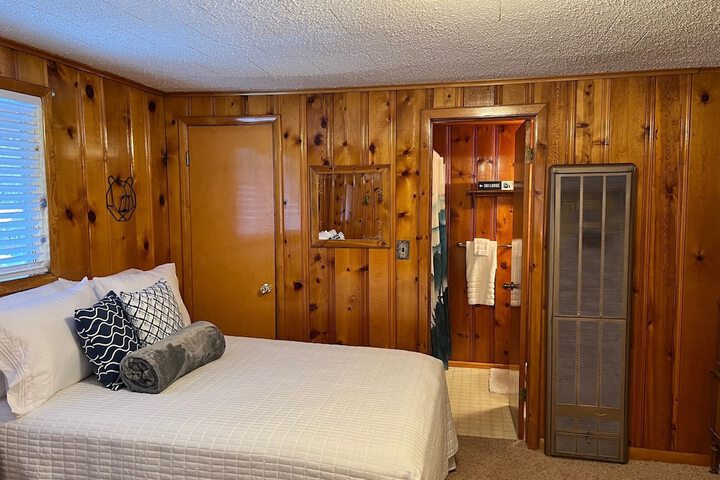 Room 30 of 236