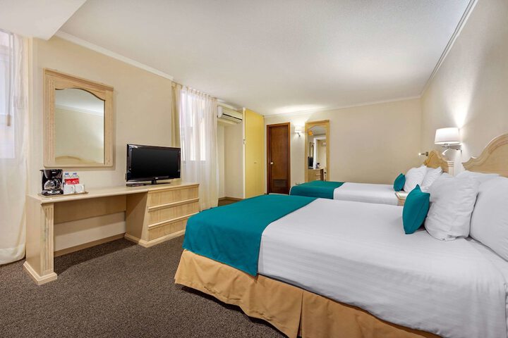 Room 21 of 70