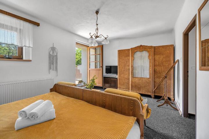 General 32 of 42
