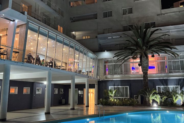 Pool 62 of 124