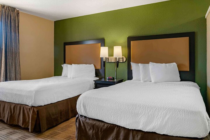 Studio 2 Double Beds (4 of 5)