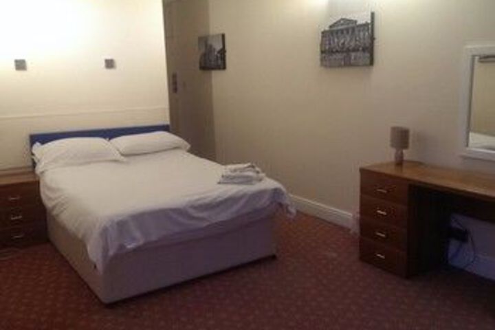Room 62 of 117