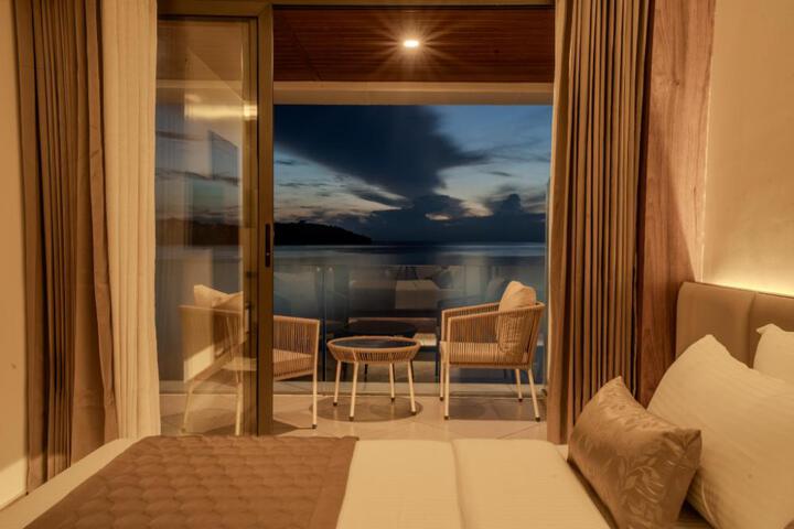 Salt Life - a Ocean Front Property