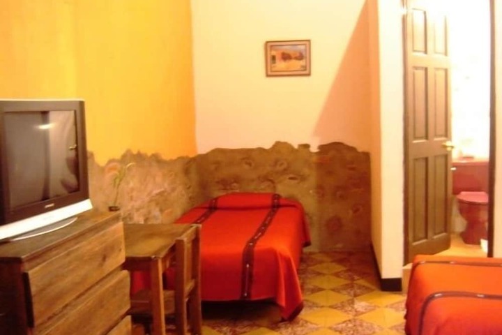 Room 16 of 47