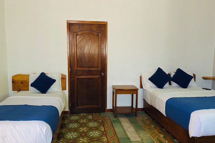 Room 48 of 172
