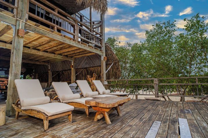 Sundeck 60 of 71